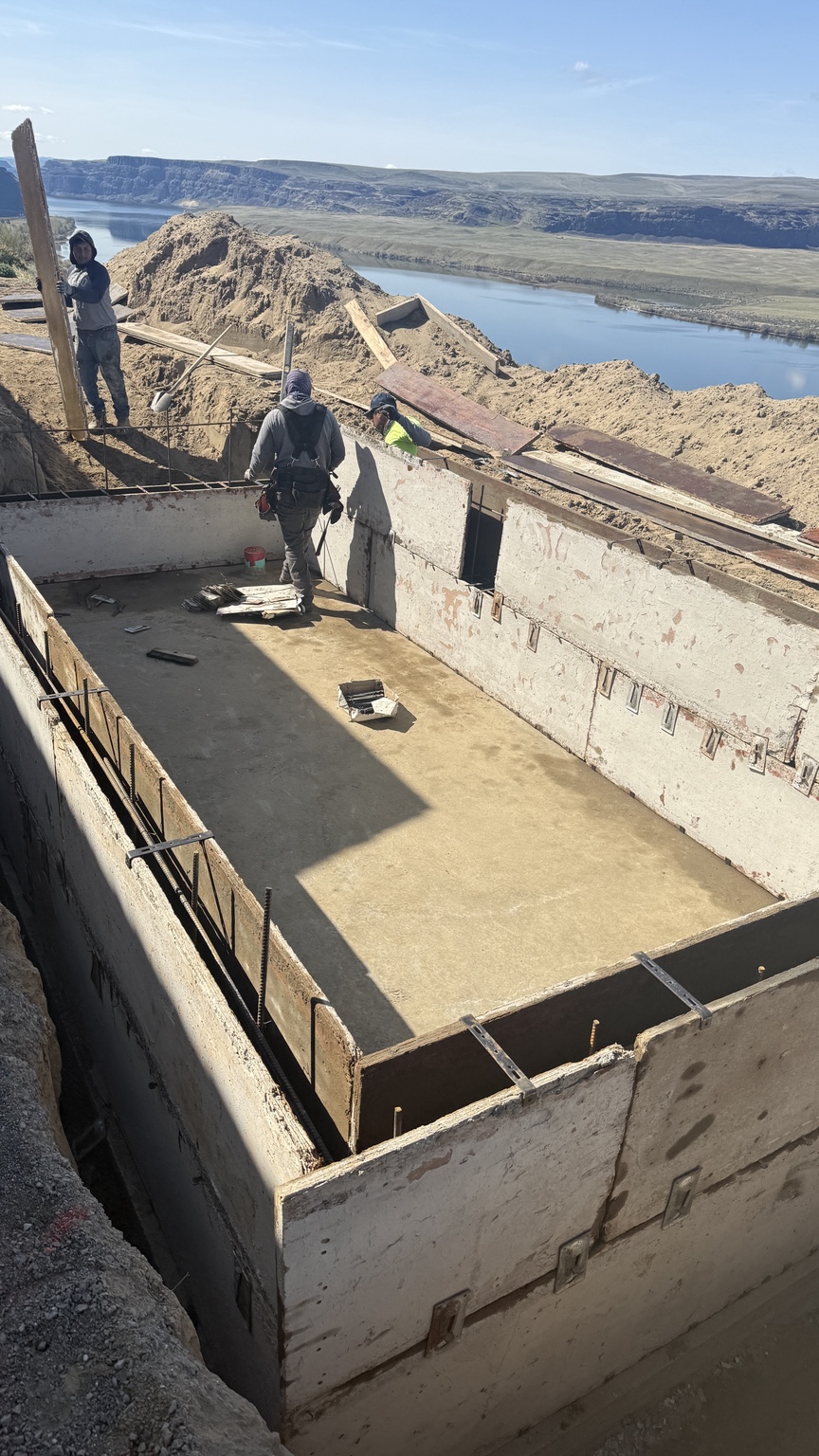 Foundation wall construction